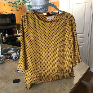 3/4 sleeve polka dot boat neck top